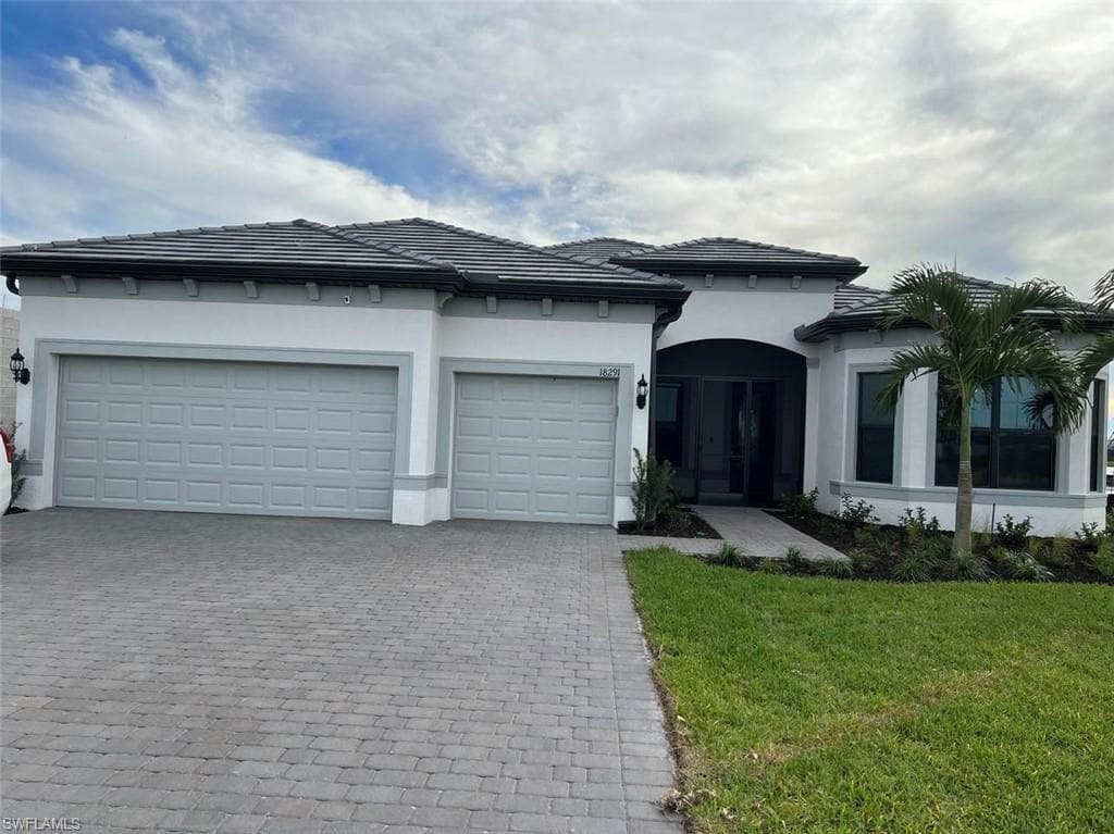 18291 Parksville DR NAPLES, FL 33928