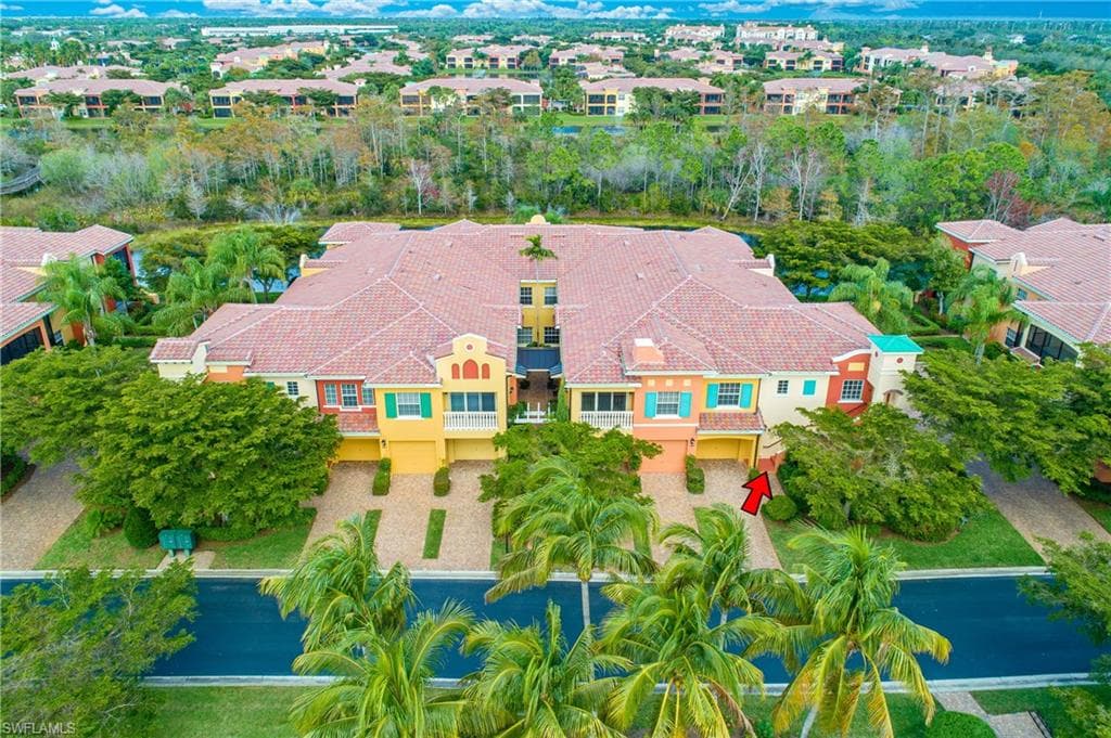 8741 Piazza Del Lago CIR 205 ESTERO, FL 33928