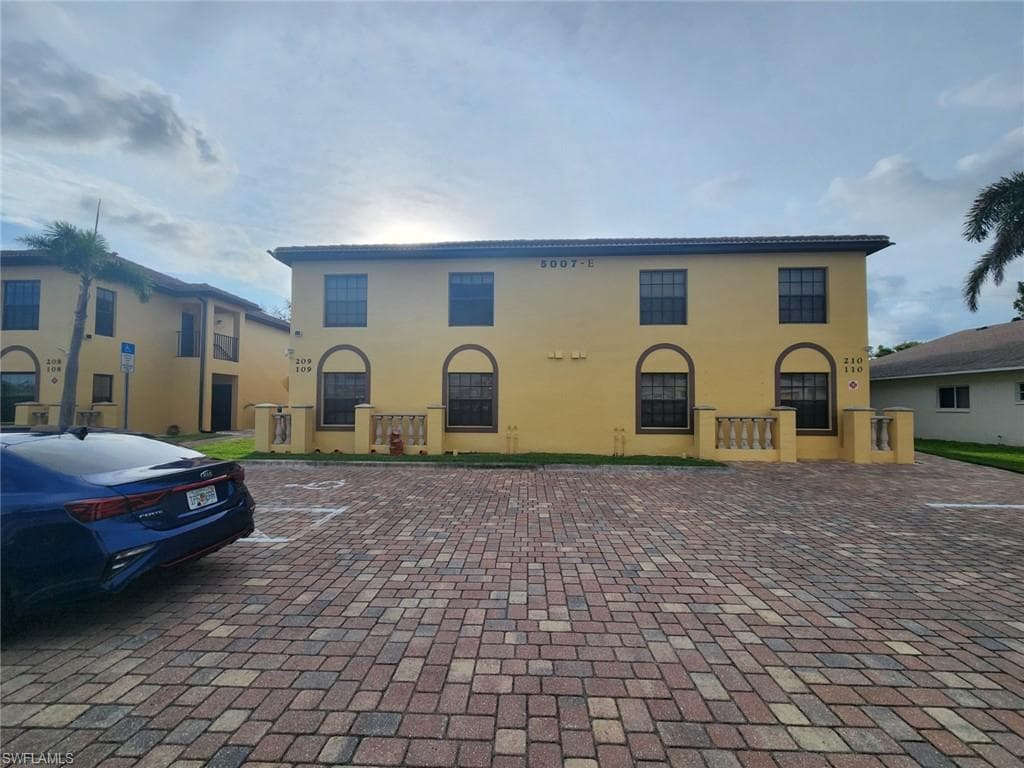 5007 SW 16th PL 209 CAPE CORAL, FL 33914
