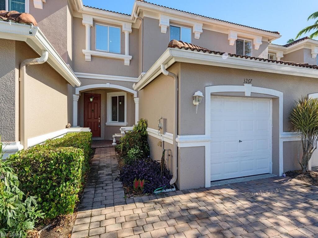 3267 Antica ST FORT MYERS, FL 33905