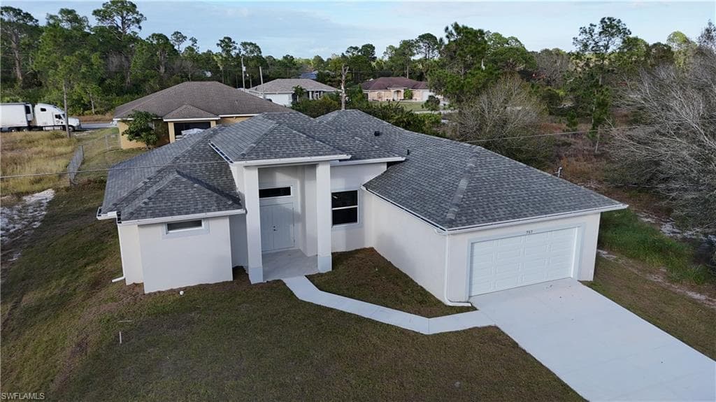 941 Sterling ST E LEHIGH ACRES, FL 33974