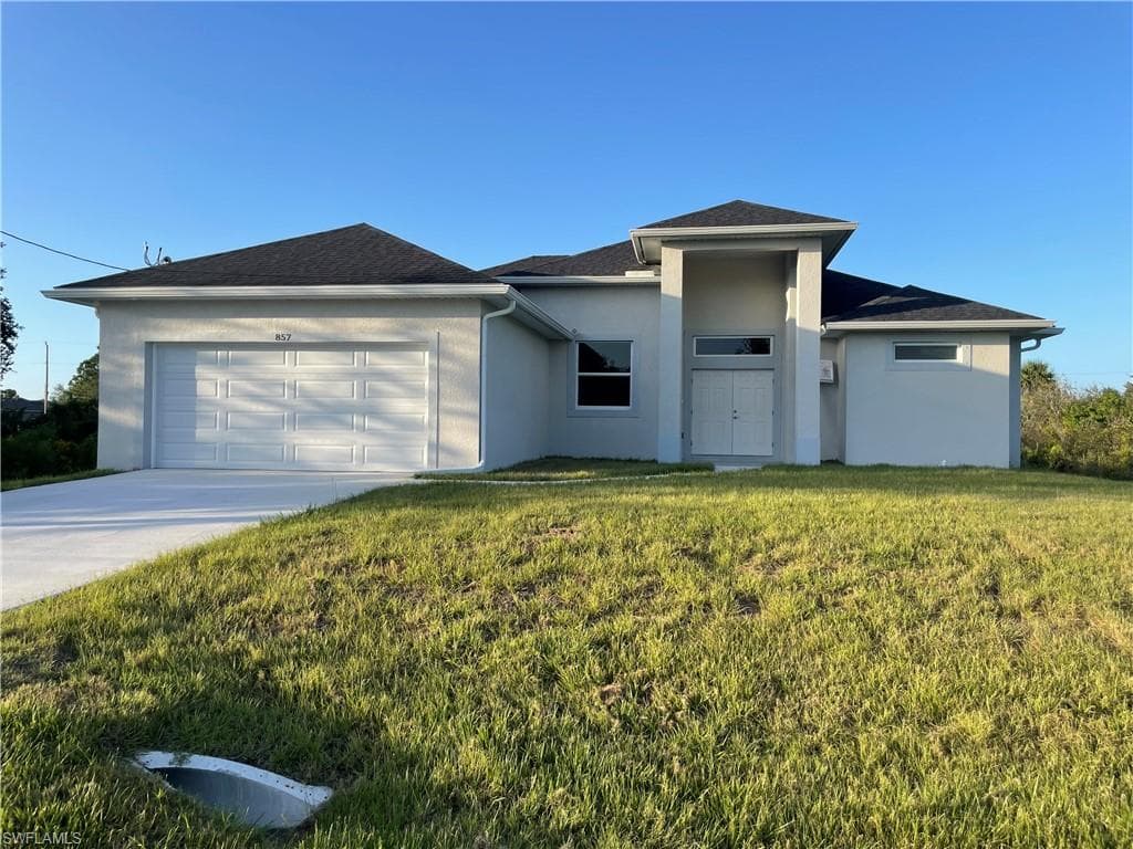 163 Beckley DR LEHIGH ACRES, FL 33974