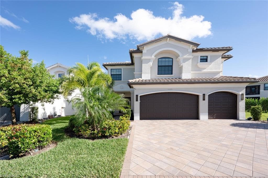 4529 Kensington CIR NAPLES, FL 34119