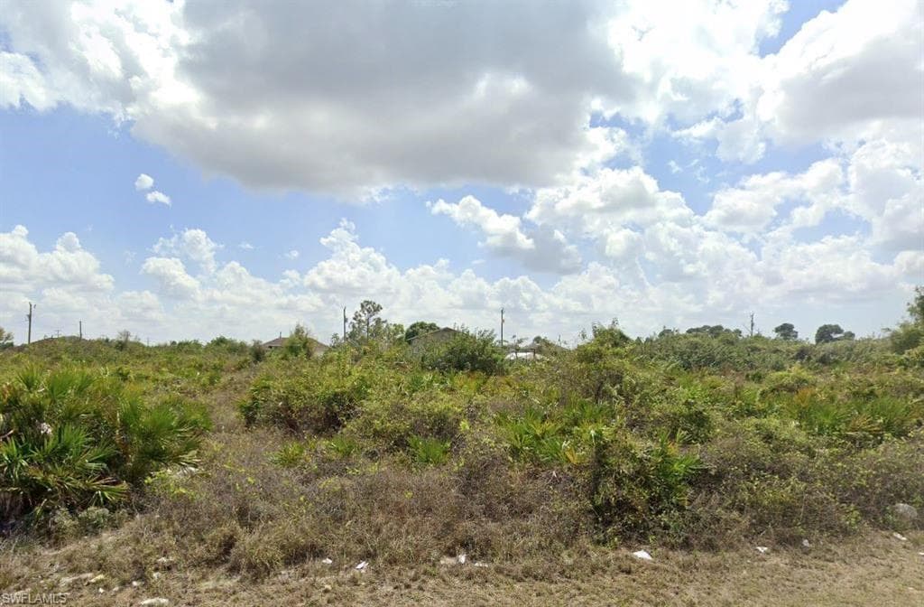3111 9th ST SW LEHIGH ACRES, FL 33976