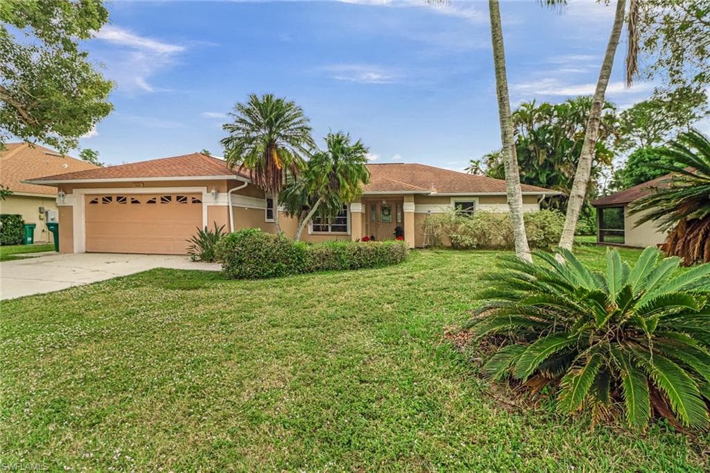 548 Ibis WAY NAPLES, FL 34110
