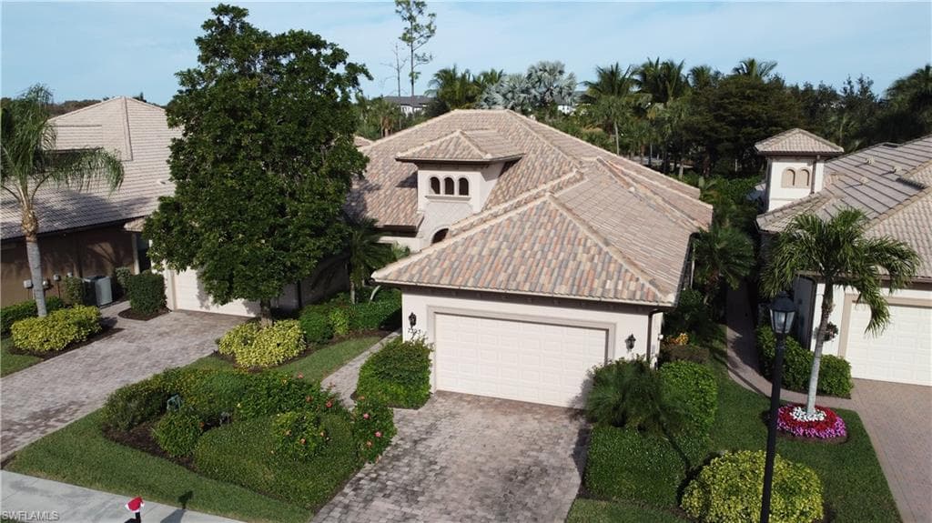 7393 Moorgate Point WAY NAPLES, FL 34113