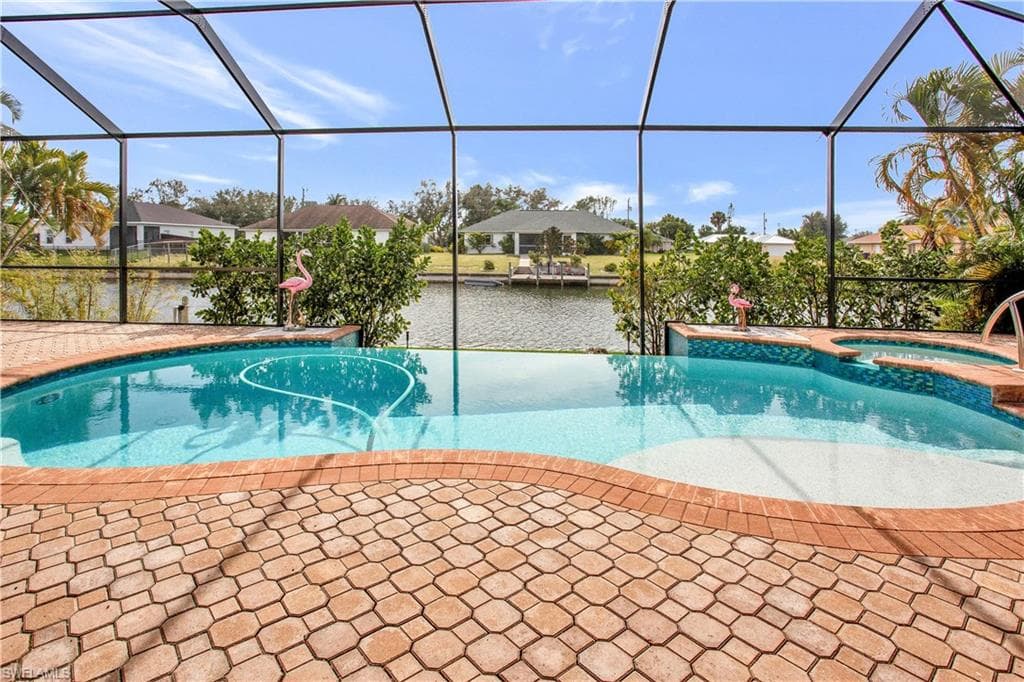 1806 NE 2nd TER CAPE CORAL, FL 33909
