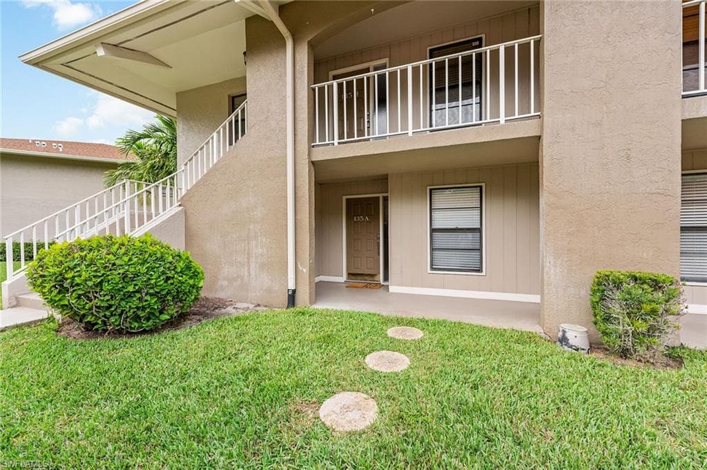 135 Cypress WAY E 1 NAPLES, FL 34110