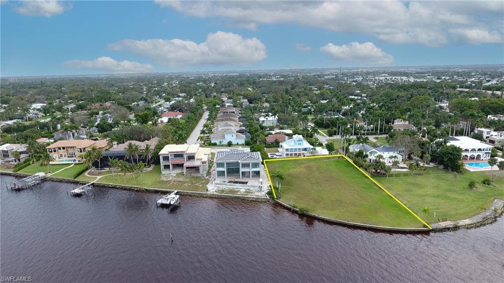 1301 Caloosa Vista RD FORT MYERS, FL 33901