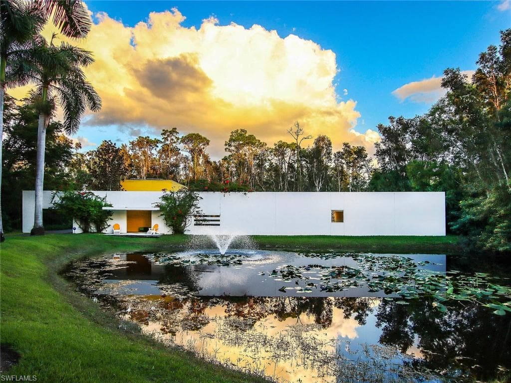 13801 Freshman LN FORT MYERS, FL 33912