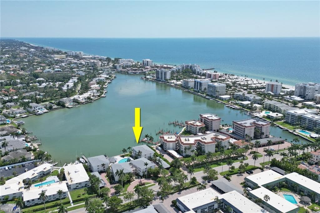 322 Harbour DR 203A NAPLES, FL 34103