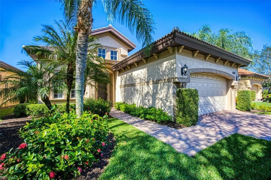 12674 Grandezza CIR ESTERO, FL 33928