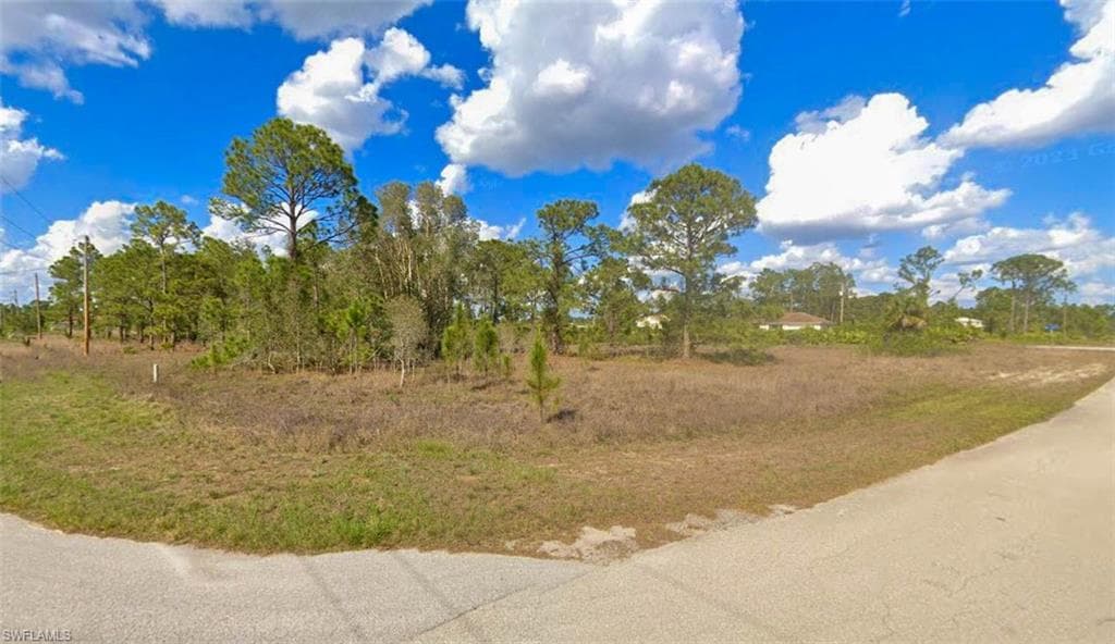 733 Randall AVE E LEHIGH ACRES, FL 33974