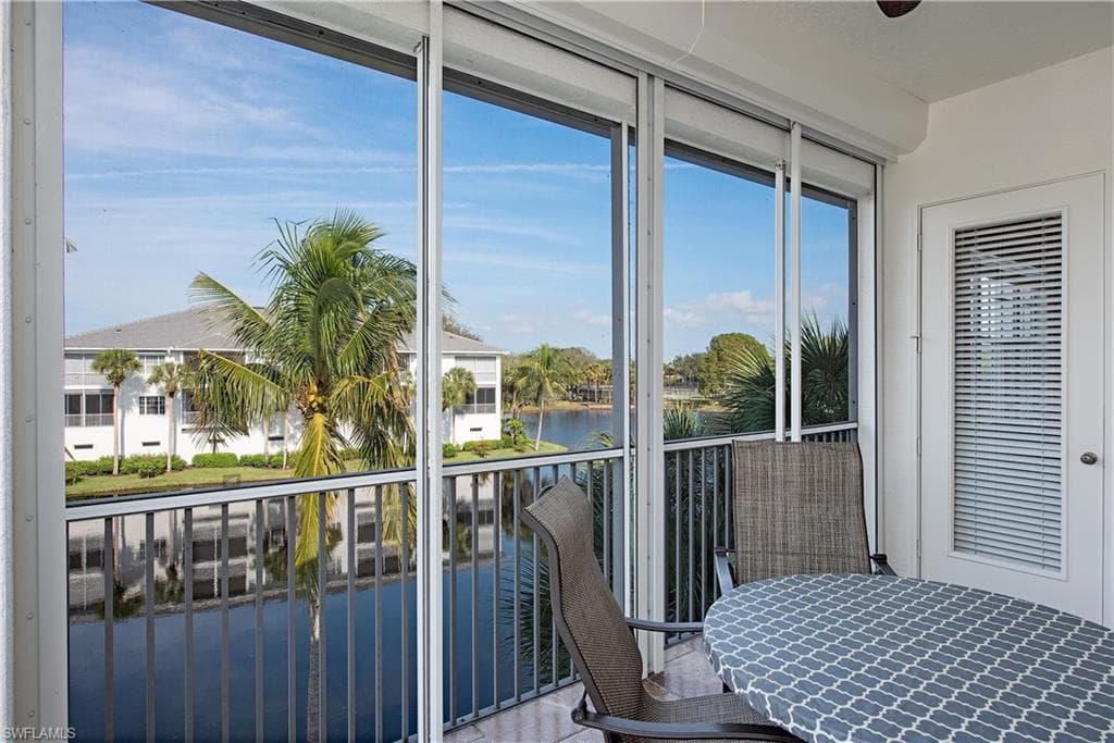 740 Bentwater CIR 5-201 NAPLES, FL 34108