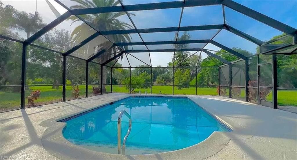 1900 Curling AVE NAPLES, FL 34109