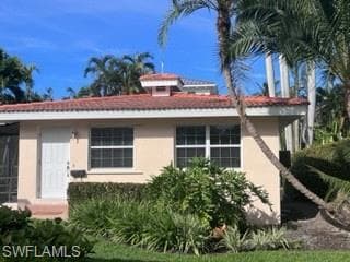 147 6th AVE S NAPLES, FL 34102