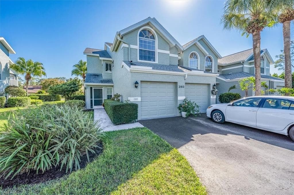 2103 Tama CIR 101 NAPLES, FL 34112