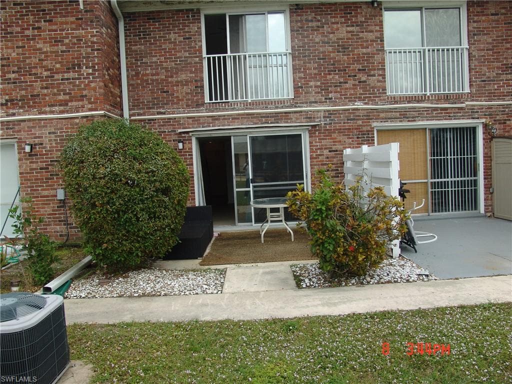 864 Courtington LN 4 FORT MYERS, FL 33919