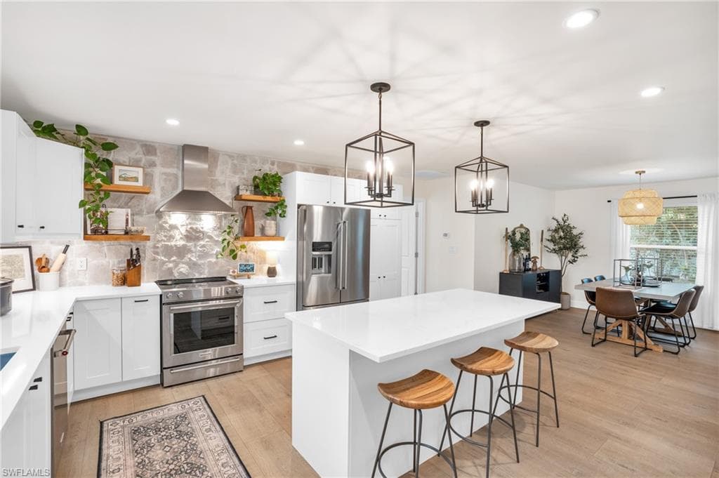 5610 Cynthia LN NAPLES, FL 34112