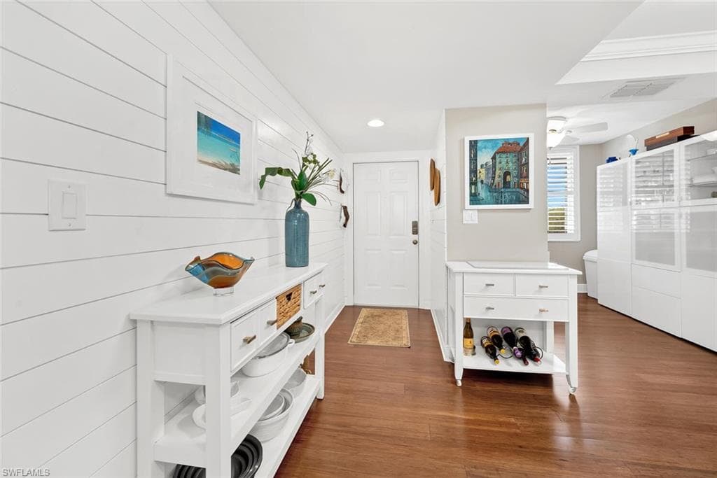 270 Naples Cove DR 3305 NAPLES, FL 34110