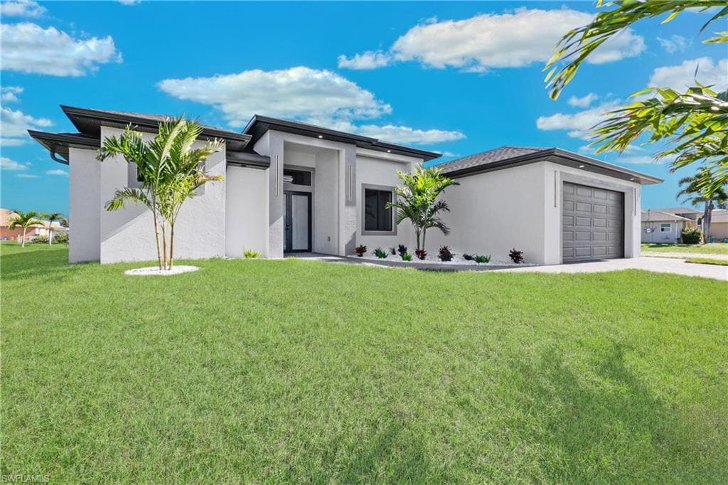 319 NE 17th PL CAPE CORAL, FL 33909