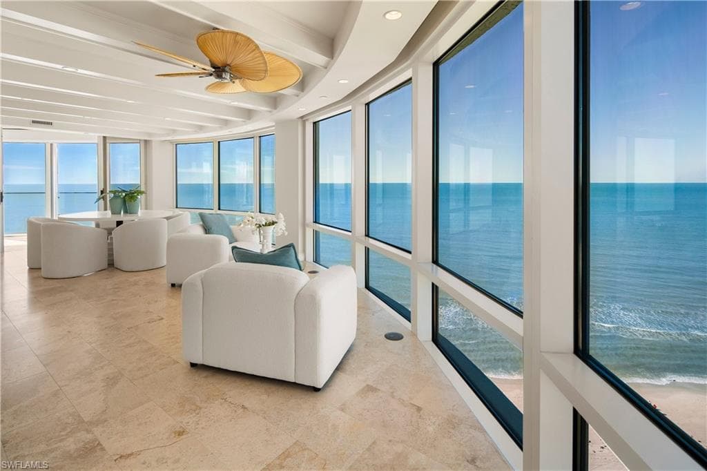 4601 Gulf Shore BLVD N 16 NAPLES, FL 34103