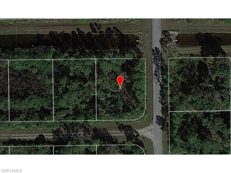 1247 Rake ST E LEHIGH ACRES, FL 33974