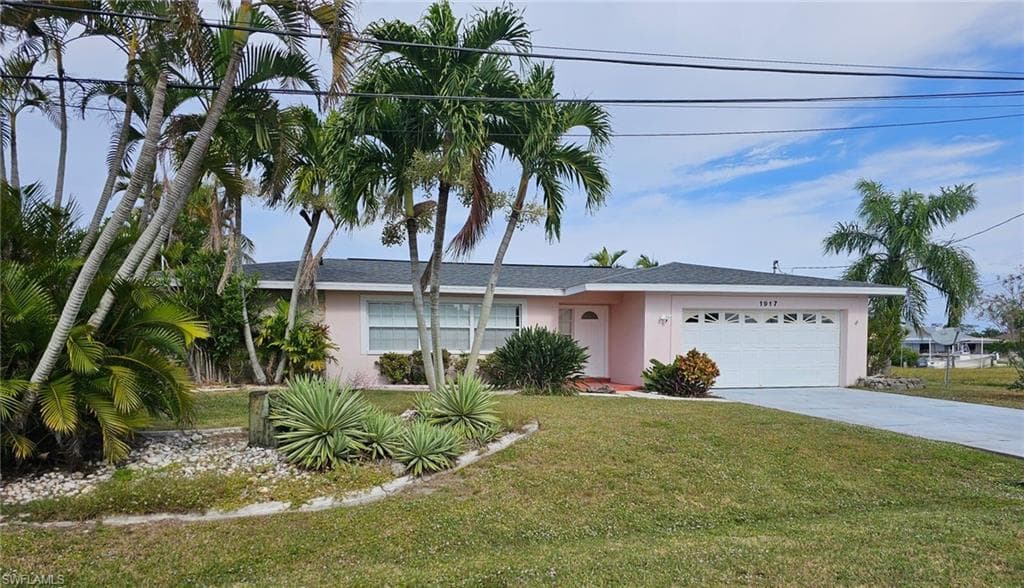 1917 SE 26th TER CAPE CORAL, FL 33904