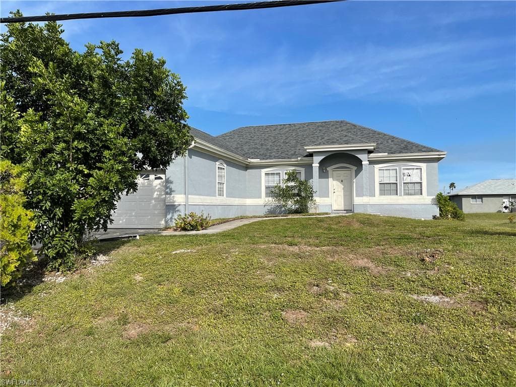 4318 9th ST W LEHIGH ACRES, FL 33971