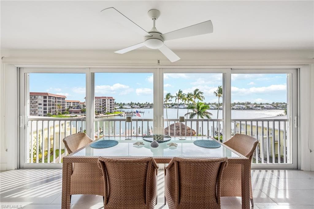 2850 Gulf Shore BLVD N 406 NAPLES, FL 34103