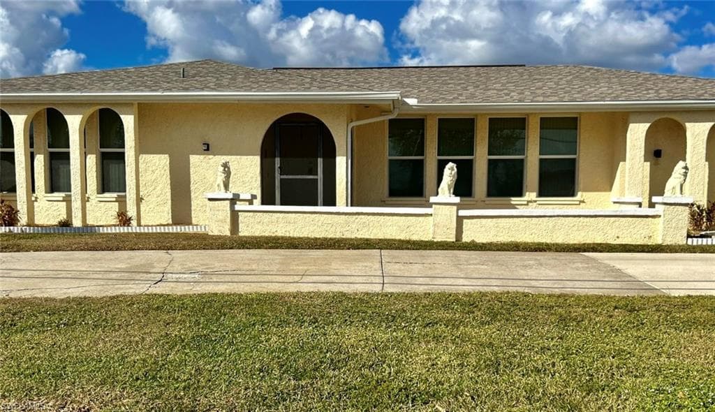 1903 NE 5th TER CAPE CORAL, FL 33909