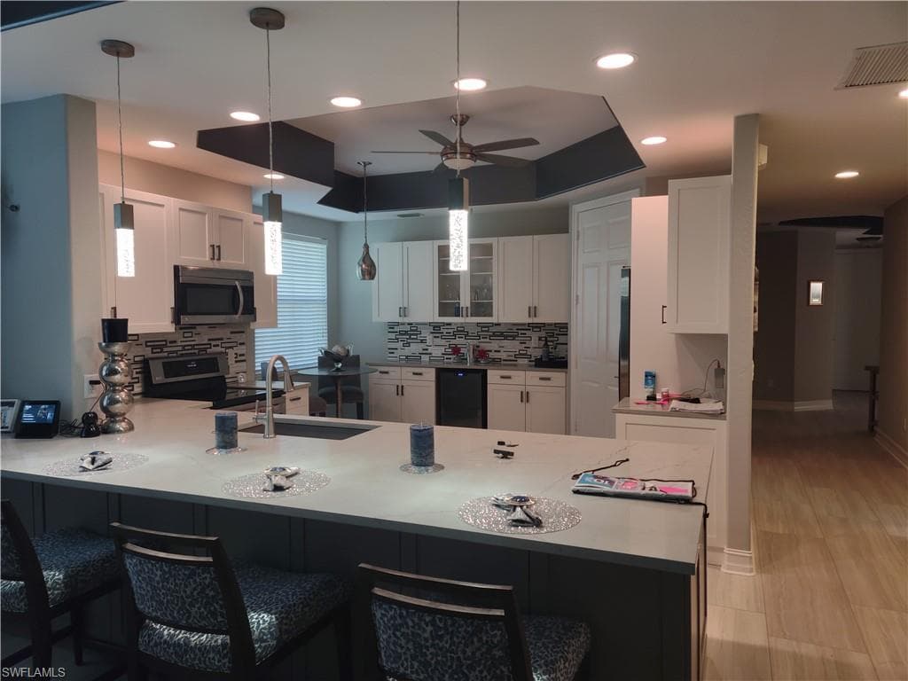 5959 Trophy DR 2102 NAPLES, FL 34110