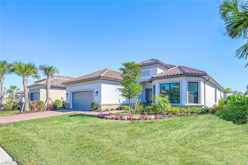 15484 Rio Ponace CT NAPLES, FL 34114