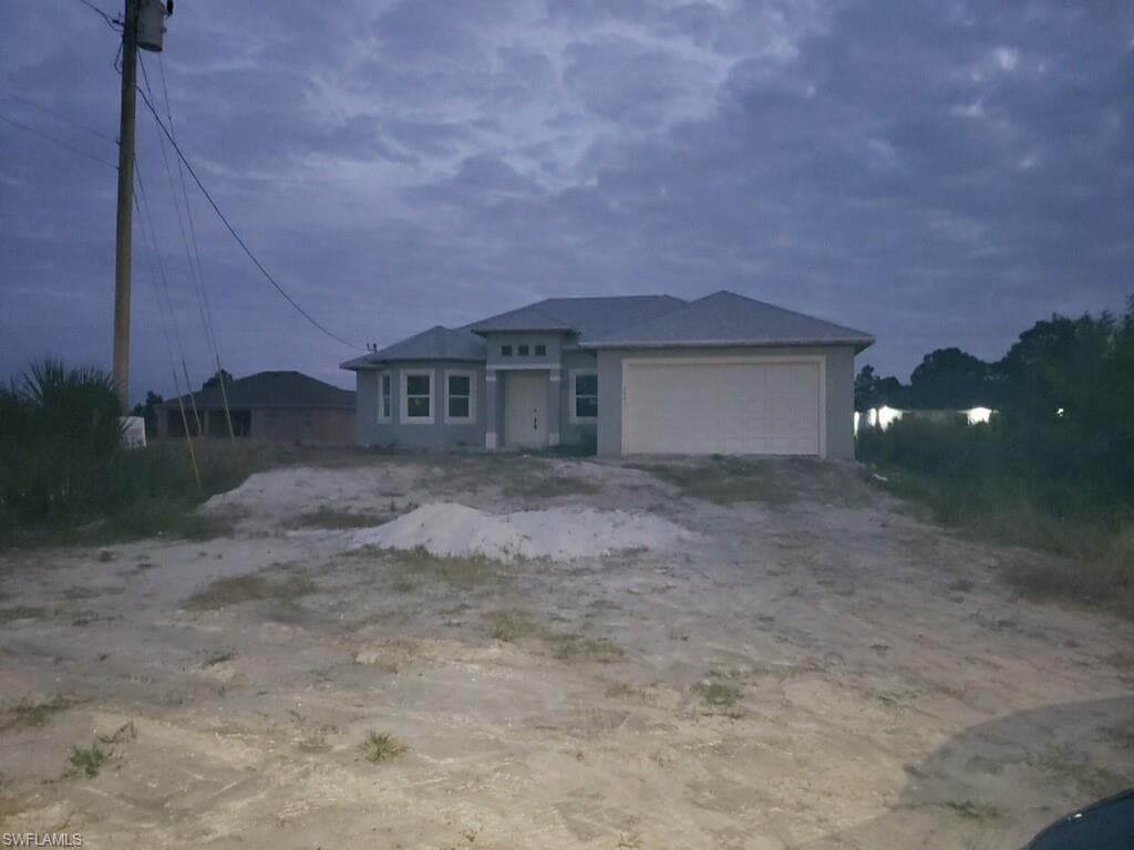 2501 40th ST SW LEHIGH ACRES, FL 33976