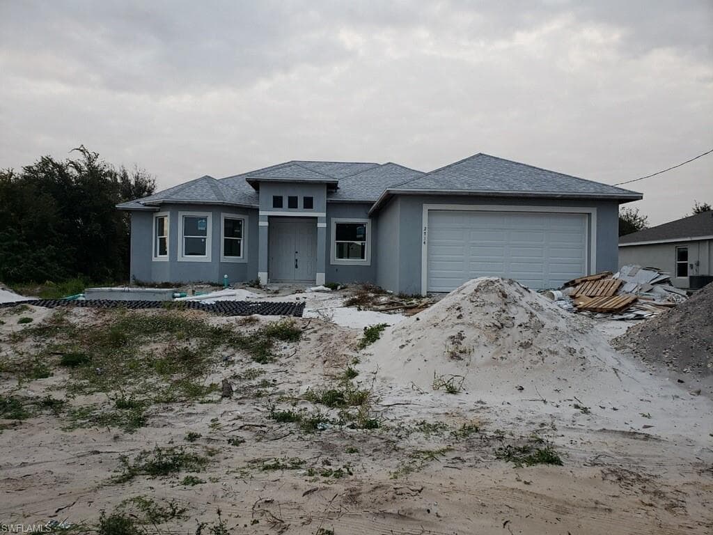 2714 30th ST SW LEHIGH ACRES, FL 33976