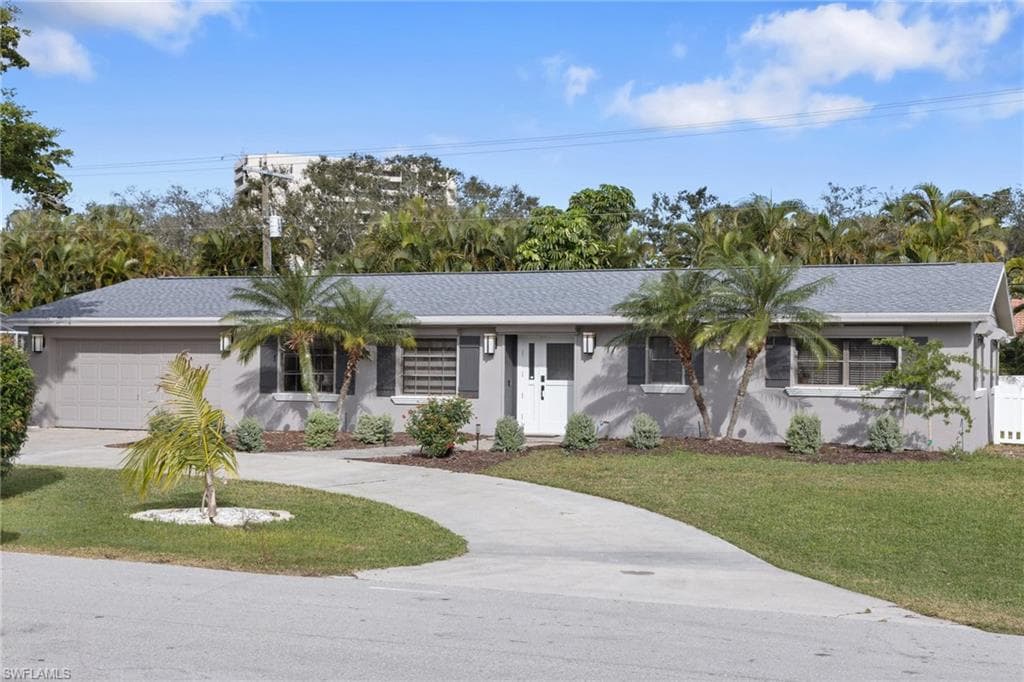 993 N Town And River DR FORT MYERS, FL 33919
