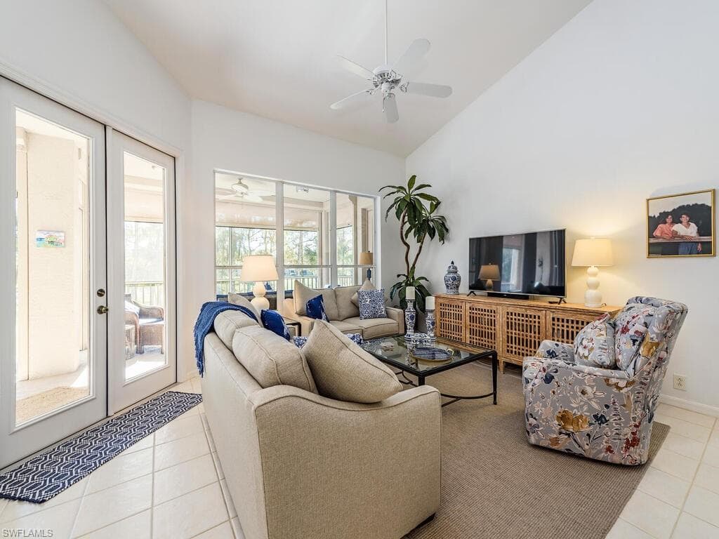 8500 Danbury BLVD 203 NAPLES, FL 34120