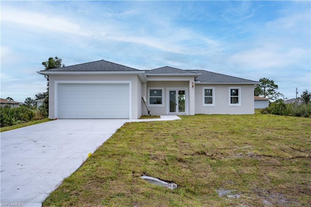 2906 63rd ST W LEHIGH ACRES, FL 33971