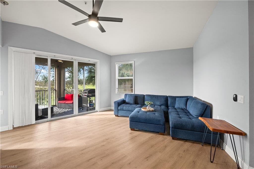 12090 Summergate CIR 204 FORT MYERS, FL 33913