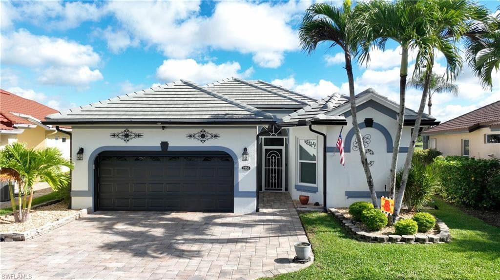 2255 Eaton Lake CT LEHIGH ACRES, FL 33973