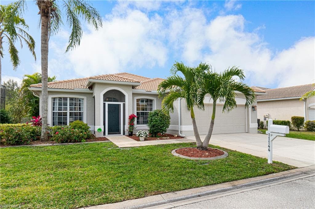 11144 Lakeland CIR FORT MYERS, FL 33913