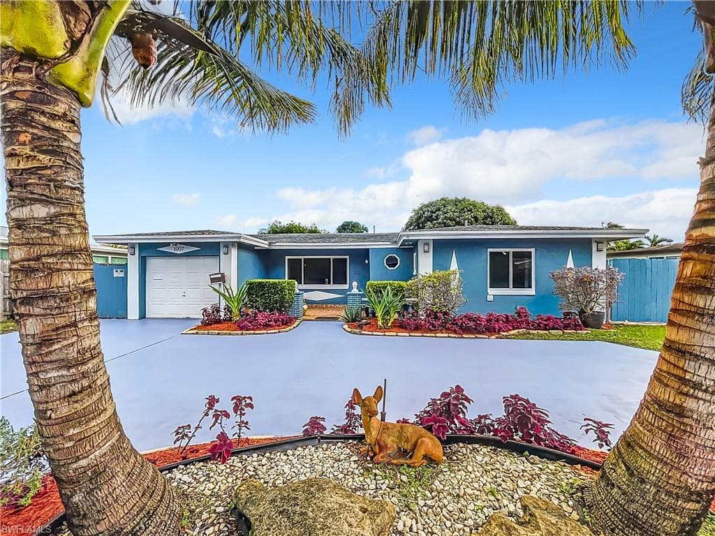 1007 N 76th AVE HOLLYWOOD, FL 33024