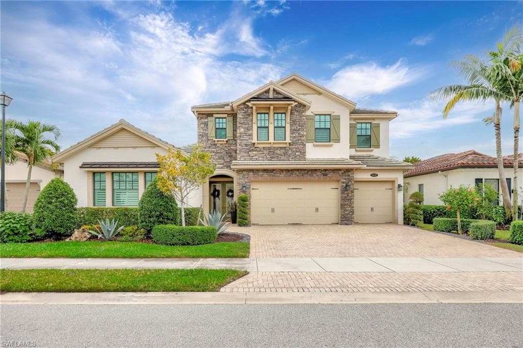 9458 Greenleigh CT NAPLES, FL 34120