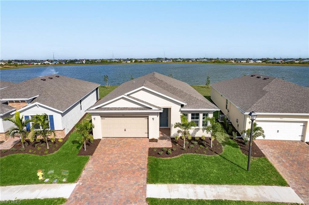 891 Stonewater Lake TER CAPE CORAL, FL 33993