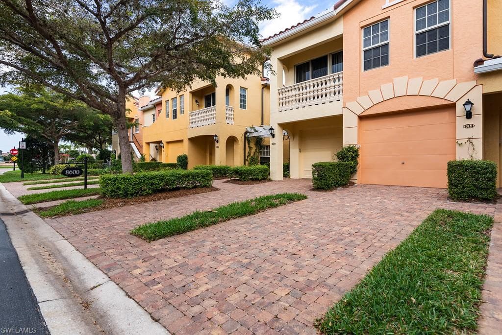 8600 Via Rapallo DR 104 ESTERO, FL 33928