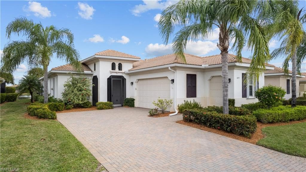 10553 Carena CIR FORT MYERS, FL 33913