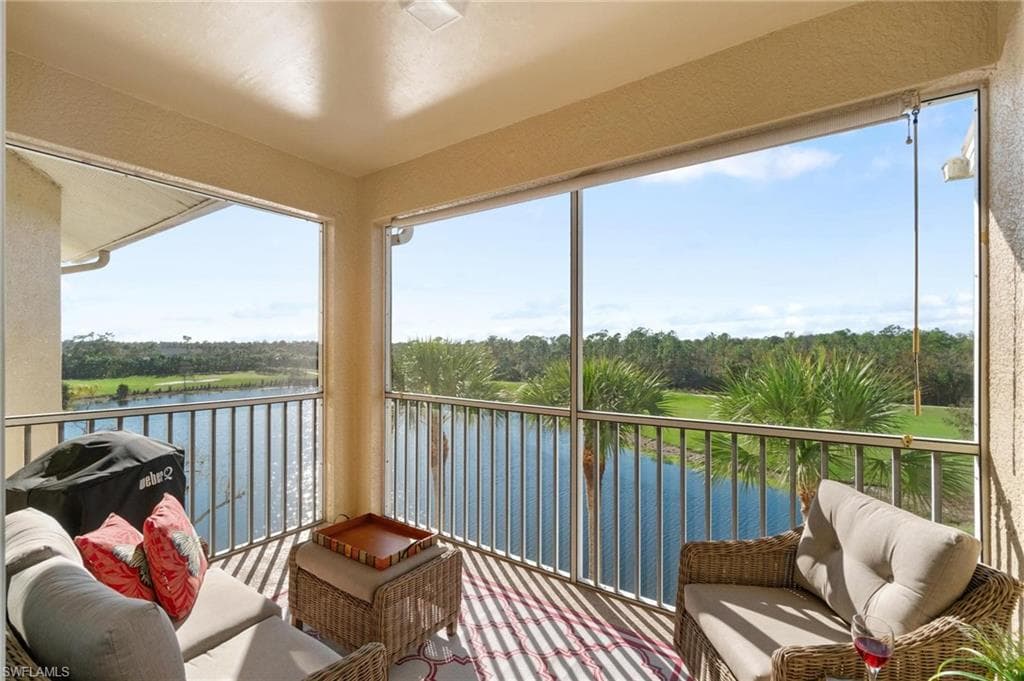 8610 Cedar Hammock CIR 1242 NAPLES, FL 34112