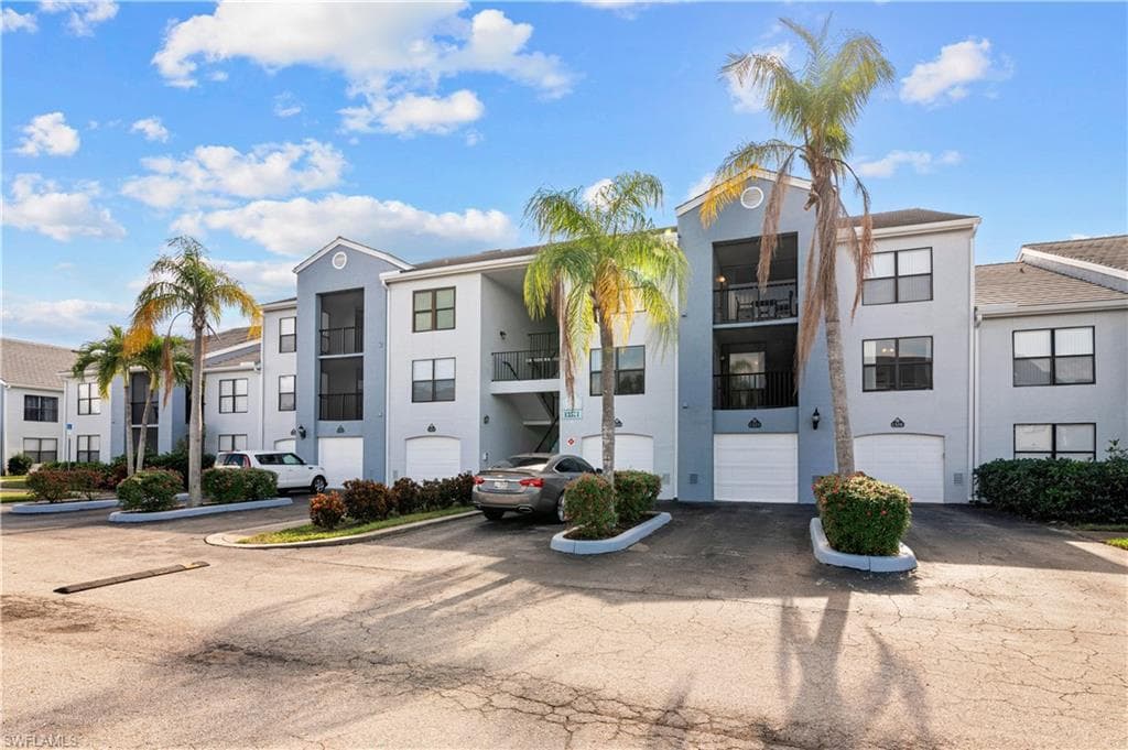 13571 Eagle Ridge DR 1335 FORT MYERS, FL 33912