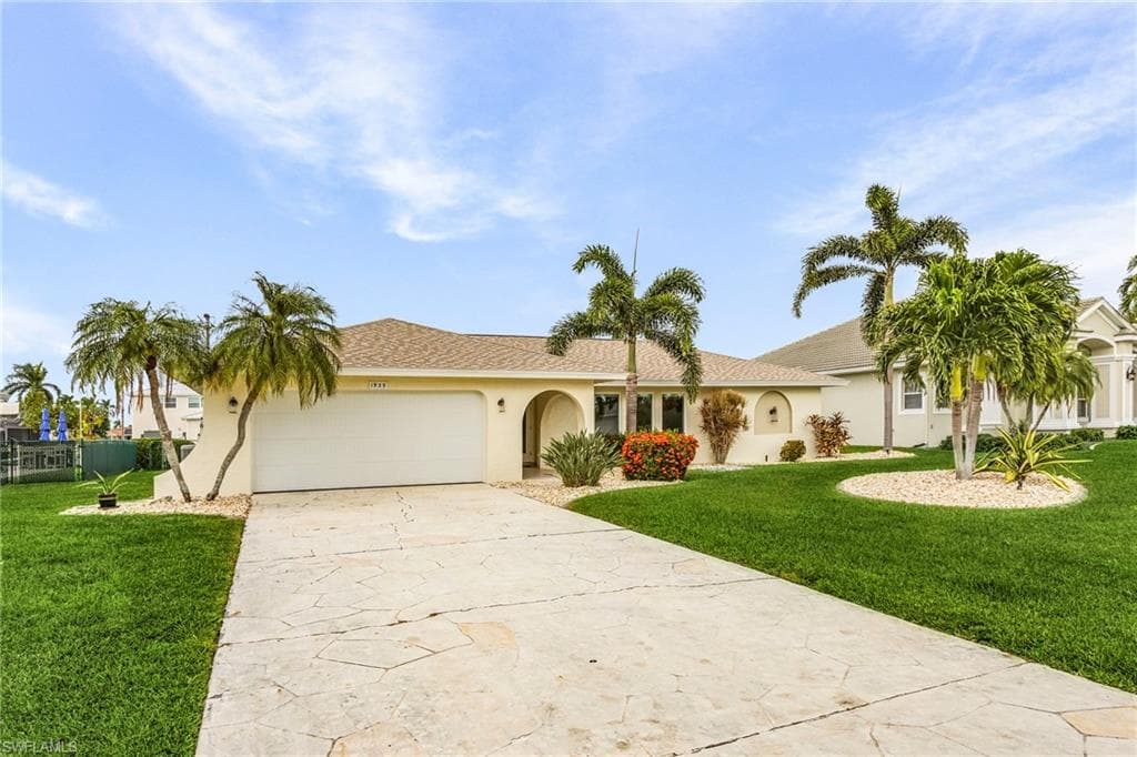 1935 Savona PKWY CAPE CORAL, FL 33904