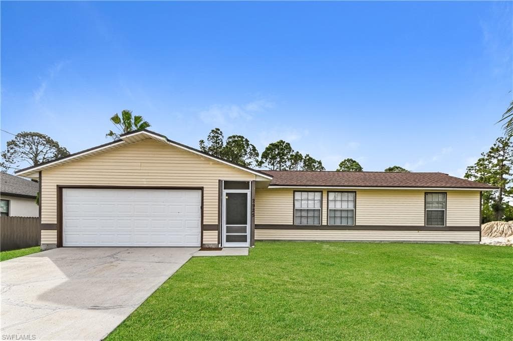 2925 20th ST SW LEHIGH ACRES, FL 33976